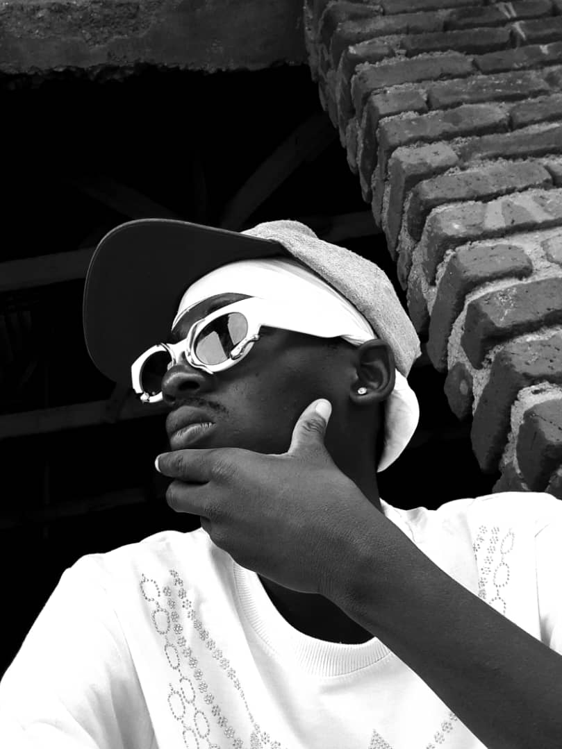 Green Czar Yesa ft Eio kae dee Kwachativine com mp3 image